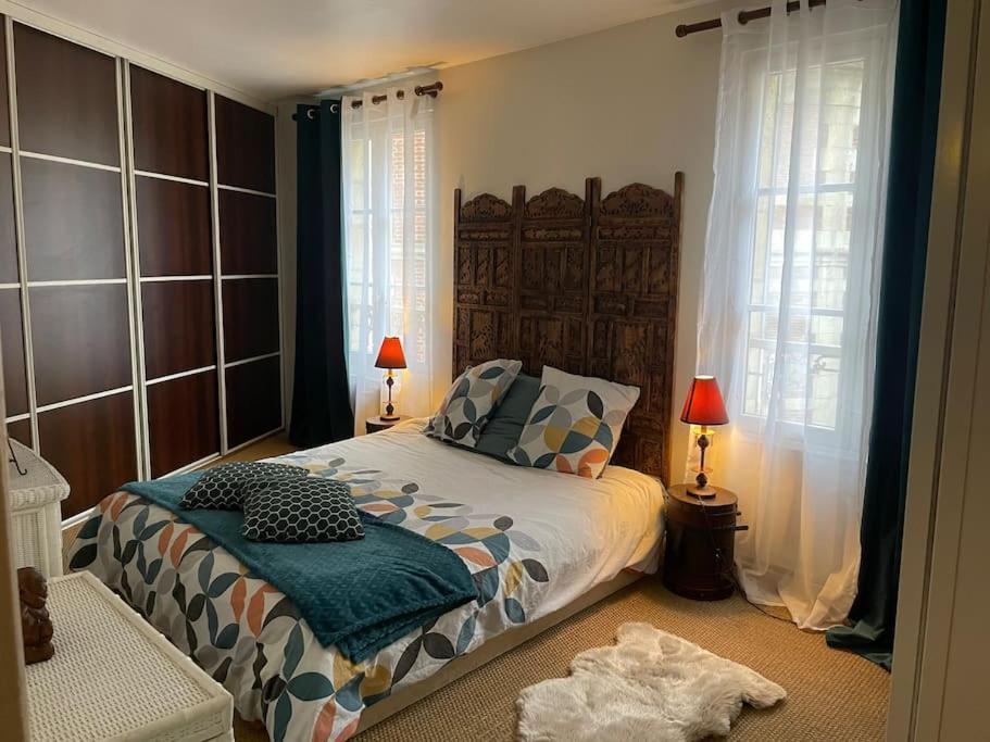 Appartement Sur Le Parvis De La Cathedrale Senlis  Kültér fotó