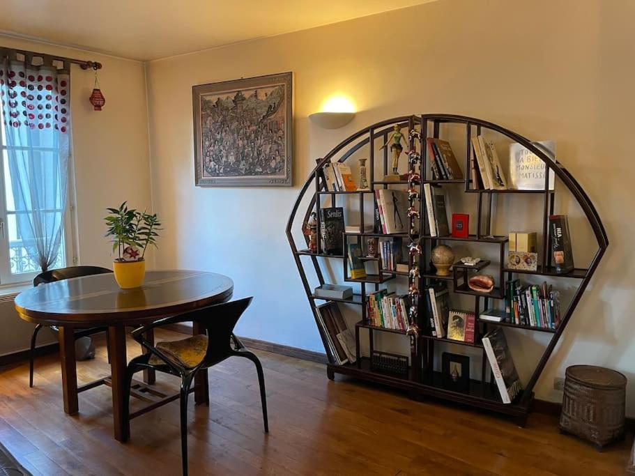 Appartement Sur Le Parvis De La Cathedrale Senlis  Kültér fotó