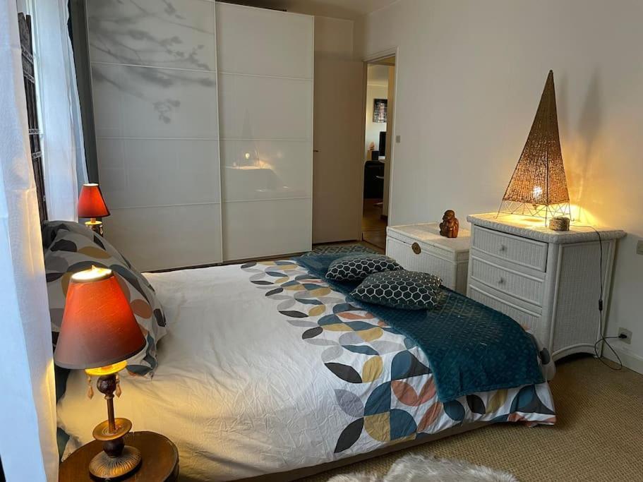 Appartement Sur Le Parvis De La Cathedrale Senlis  Kültér fotó